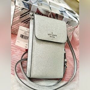 🎁 NWT Kate Spade Metallic Silver Crossbody (retail $199) *Discounted shipping